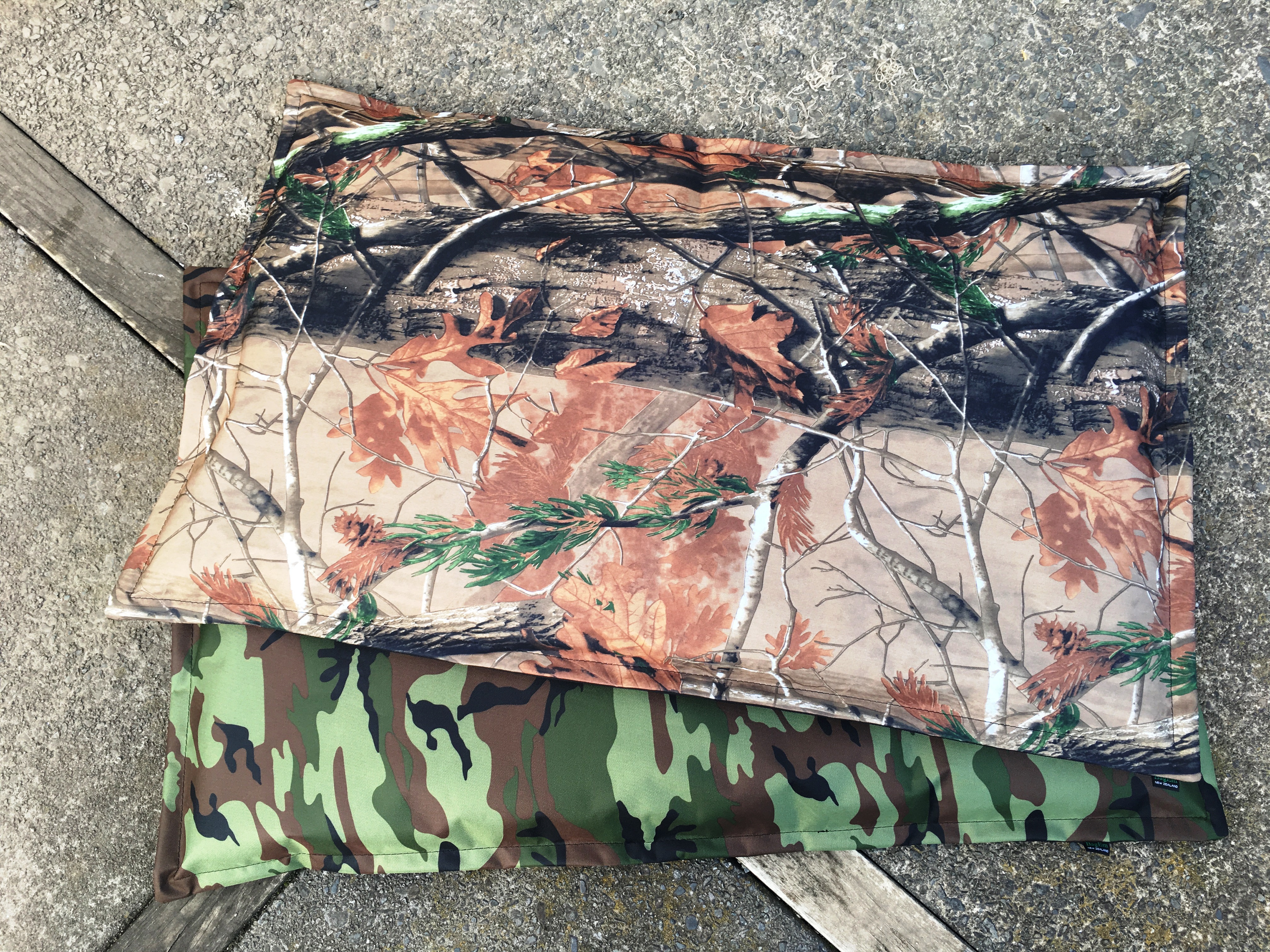 Camo Canvas Dog Beds- Poly Inner - Large- Bagem