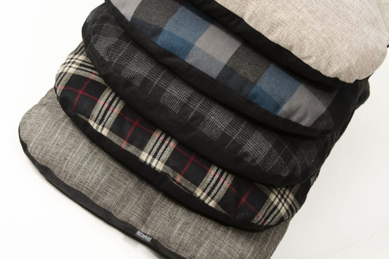 Wool Oval Pet Bed - Image 15